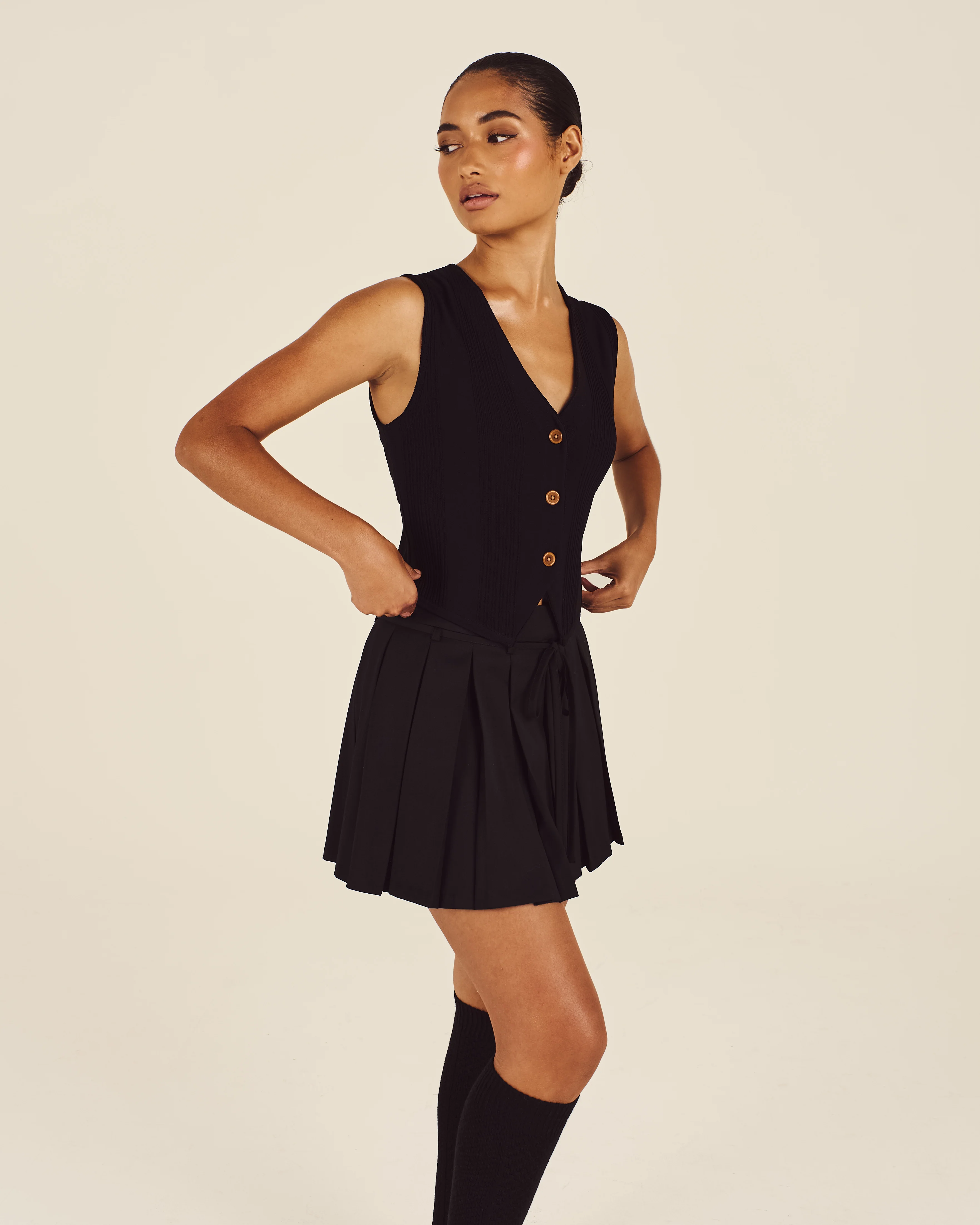 EDITH KNIT VEST - Image 3
