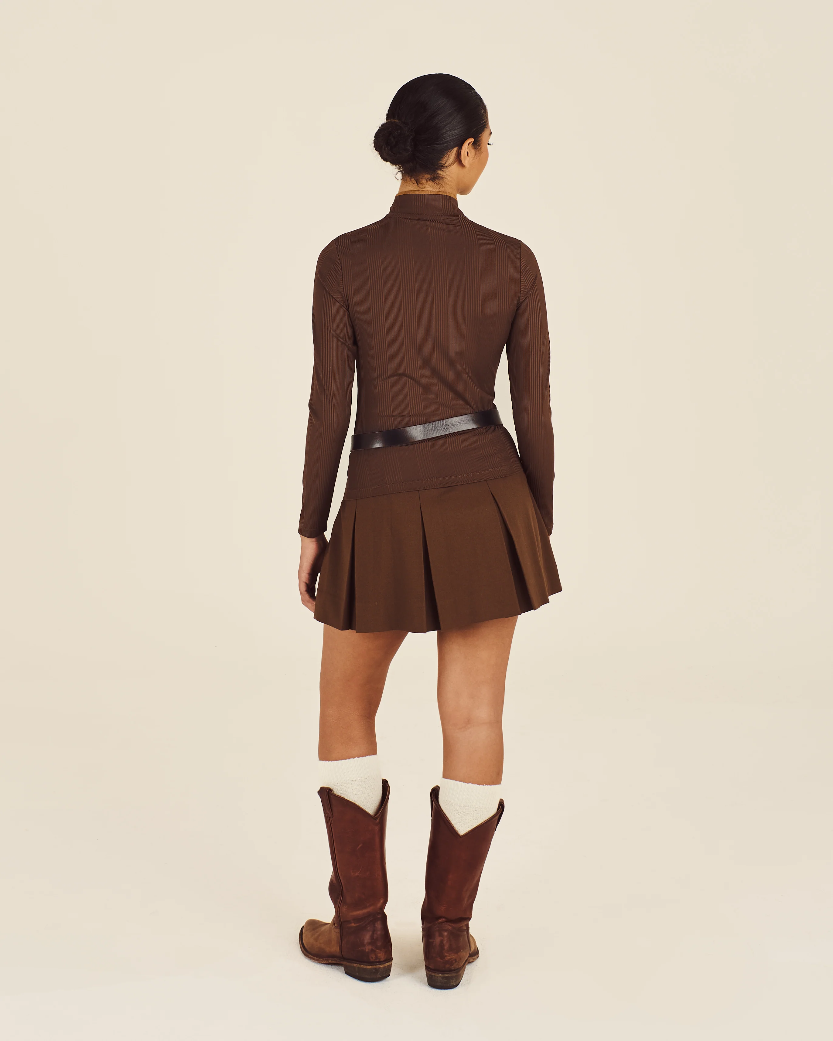 KELLY MOCKNECK - Image 4