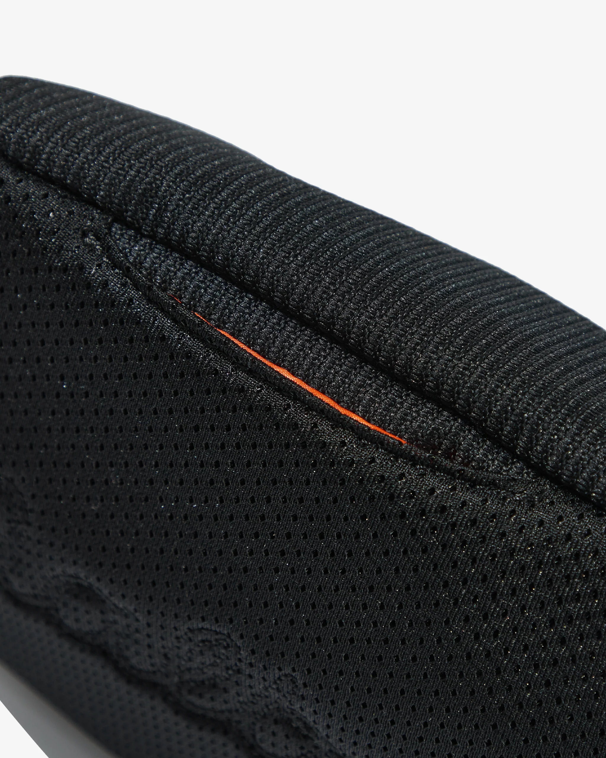 STUDIO SEOUL TOUR DIVOT HIP SACK - Image 5