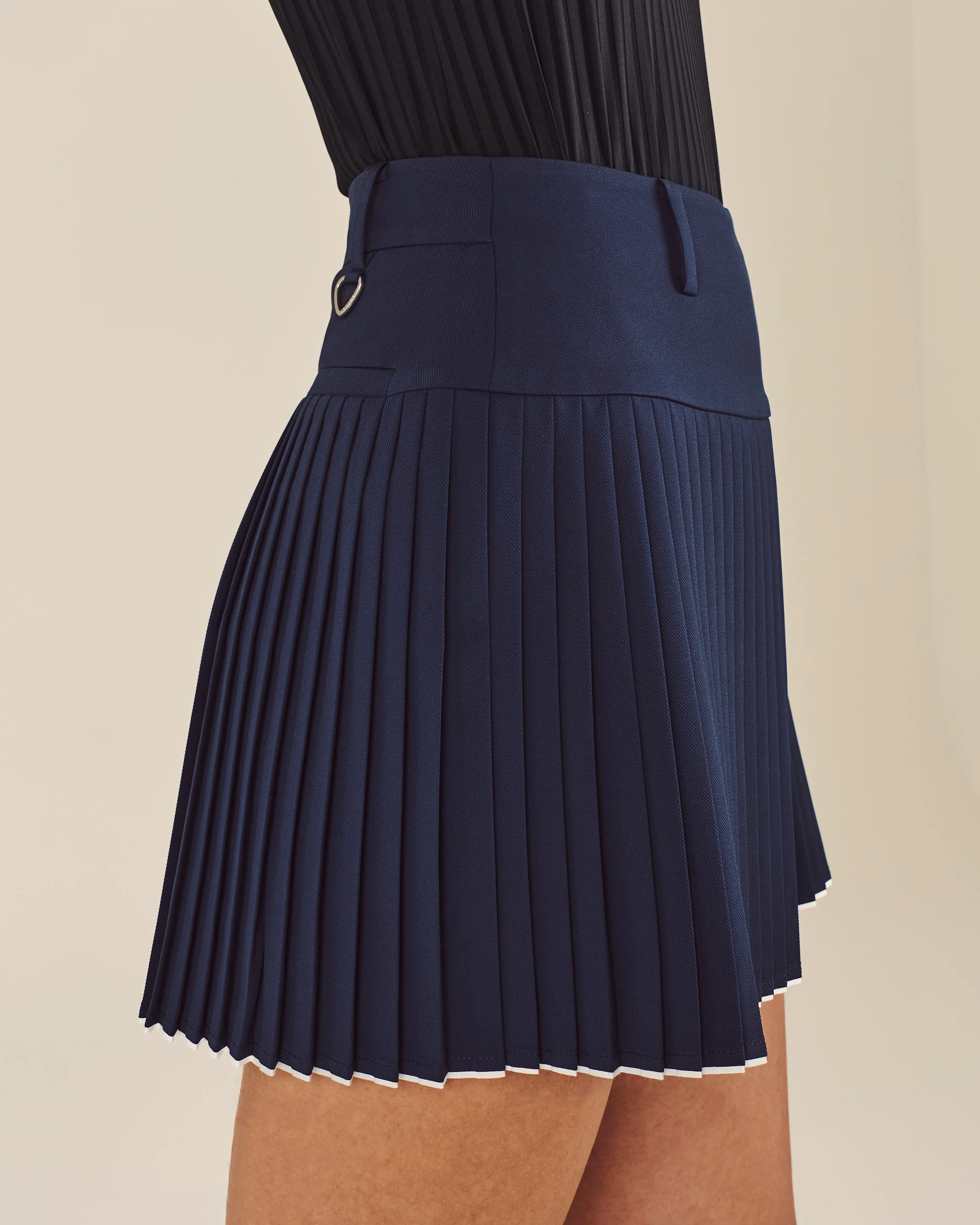 STUDIO SEOUL WRAP PLEATED SKIRT - Image 4