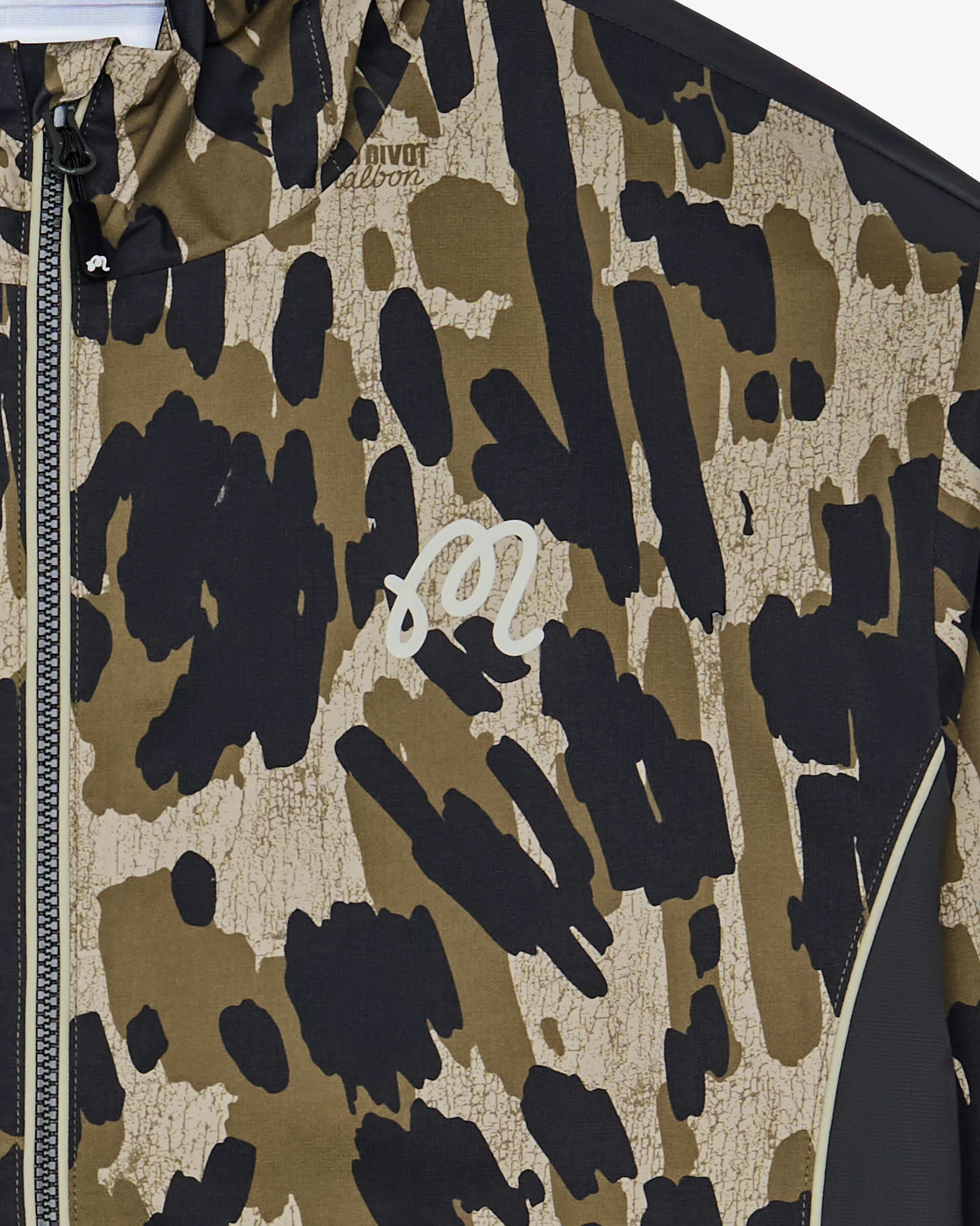 TOUR DIVOT CAMO RAIN JACKET - Image 3