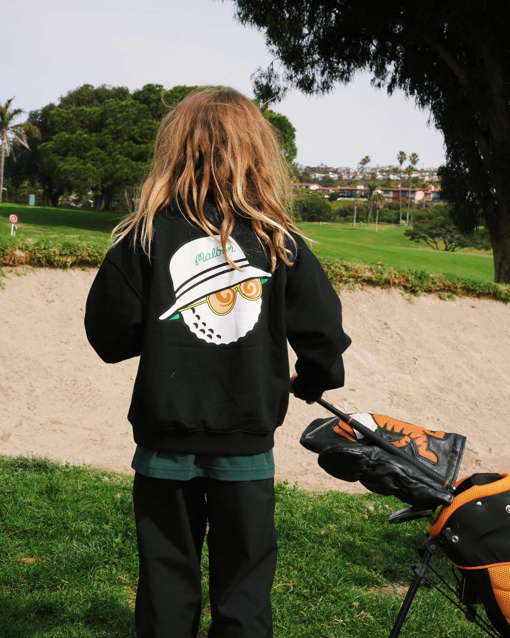 YOUTH HUNTER BUCKETS CREWNECK - Image 2